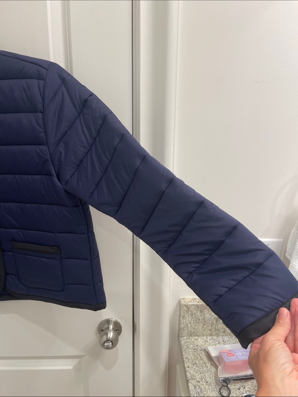 Evereve Navy Quilted Snap-Front Puffer Jacket with Black Trim - Picture 4 of 5
